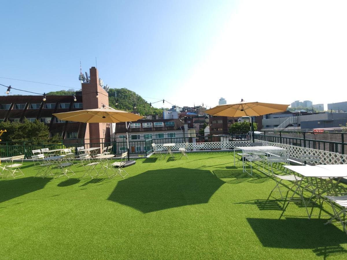 Oyo Hostel Myeongdong 5 Seoul Exterior photo
